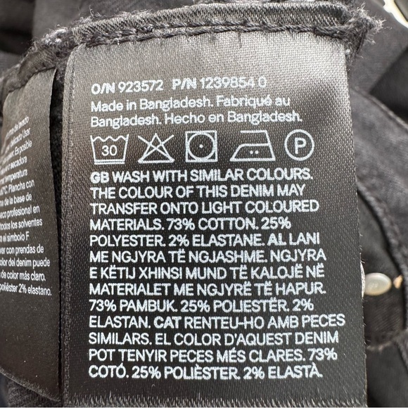 Divided H&M Low Waist Flare Jeans in Black. NWT. Women’s 10 (actual 32x32) - Picture 10 of 13